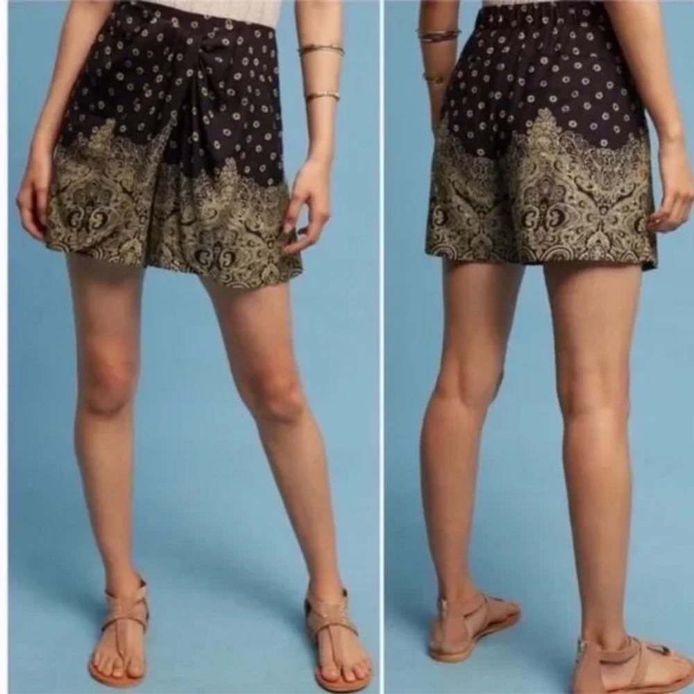 Anthropologie Hei Hei Black & Gold Floral Skort M15